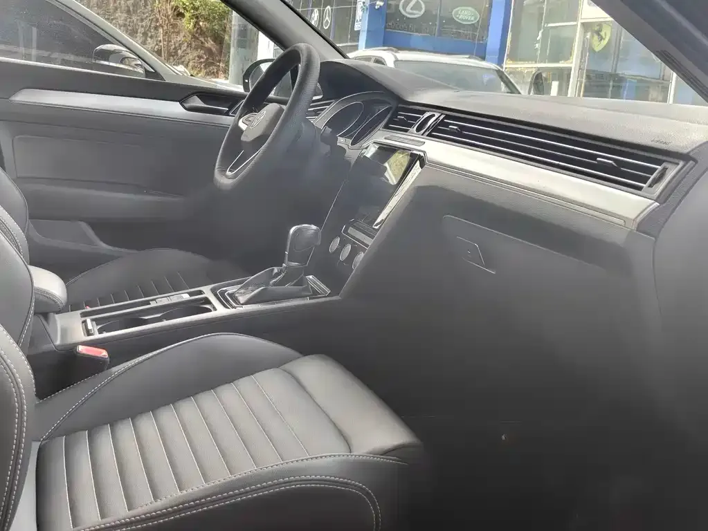 Volkswagen Magotan 2021 из CN, фото 2