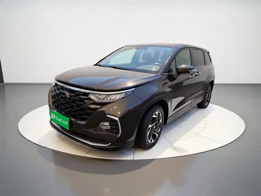 Hyundai Custo