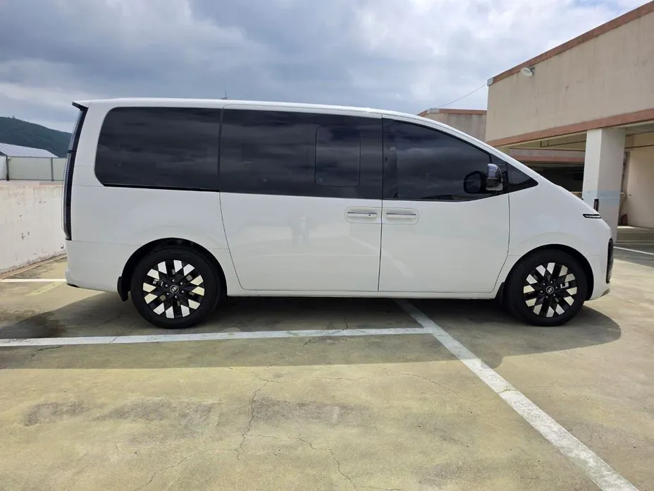 Hyundai Staria — фото 10