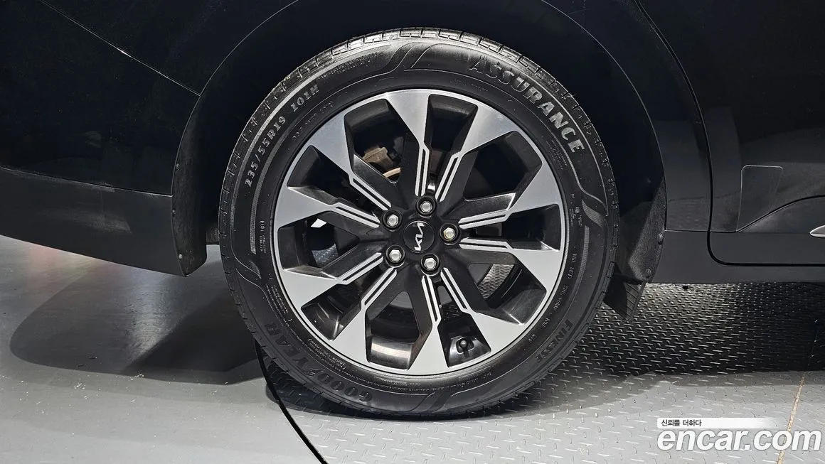 Kia Carnival 2023 из KR, фото 10