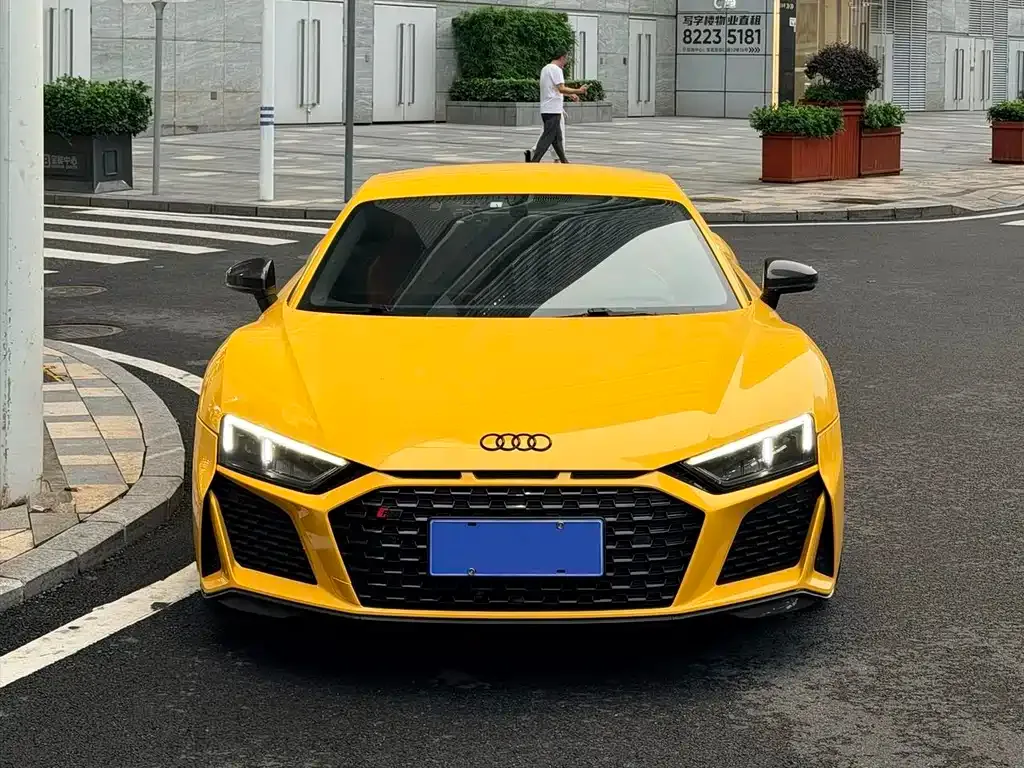 Audi R8 2023 из CN, фото 5