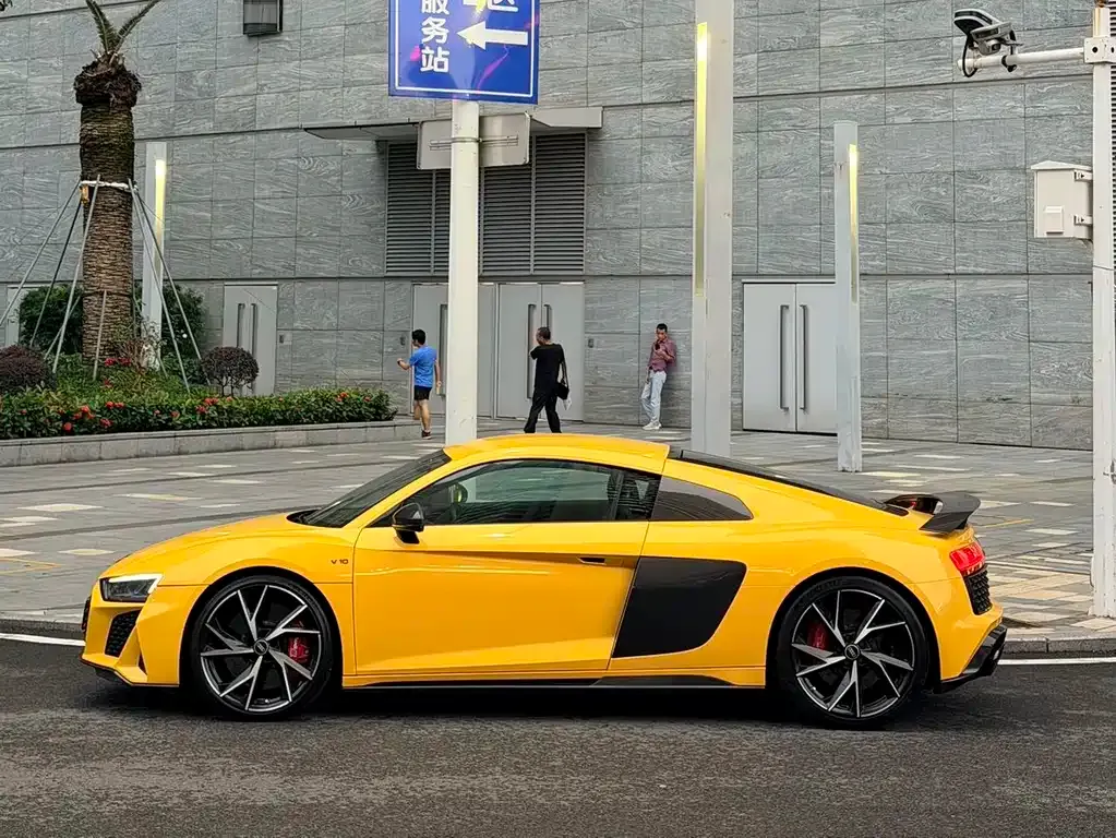 Audi R8 2023 из CN, фото 7