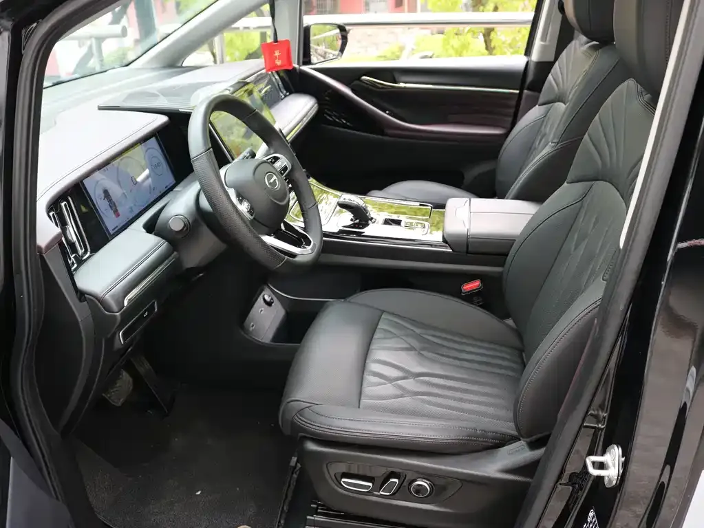 GAC Motor Trumpchi M8 — фото 8