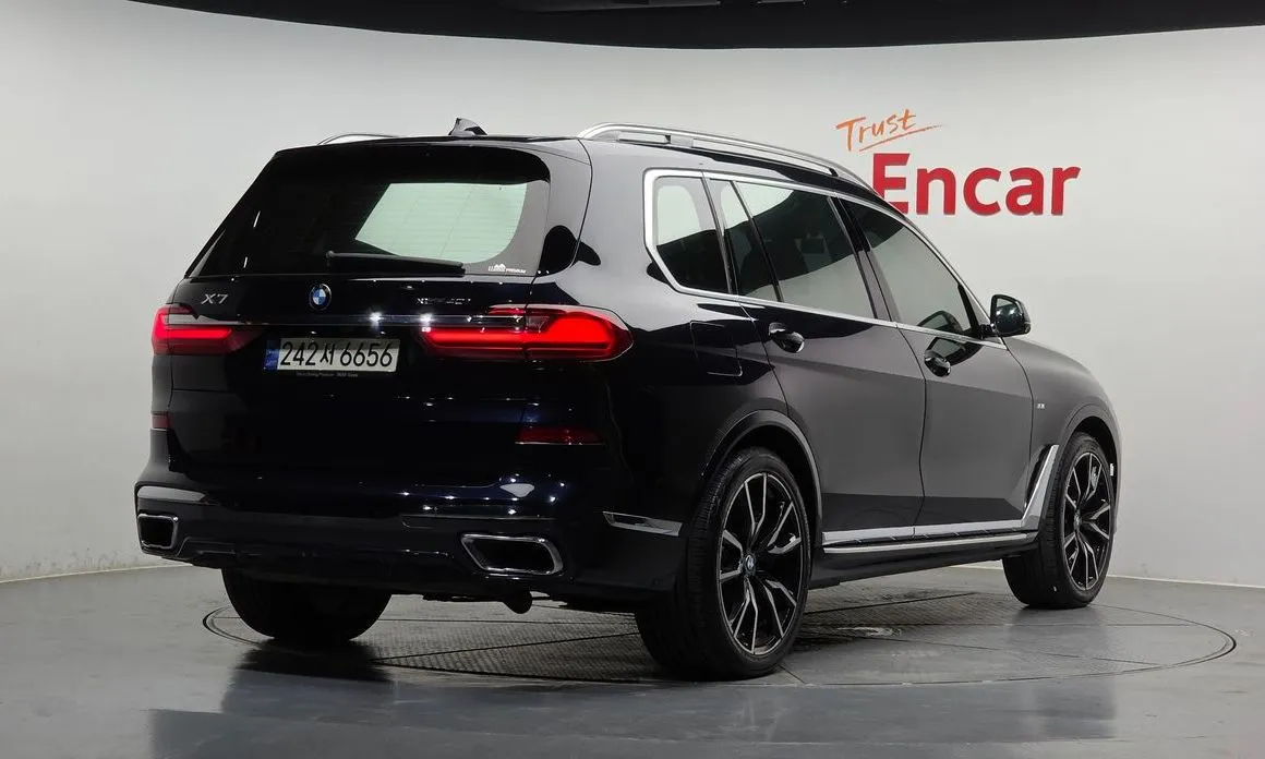 BMW X7 2021 из KR, фото 3
