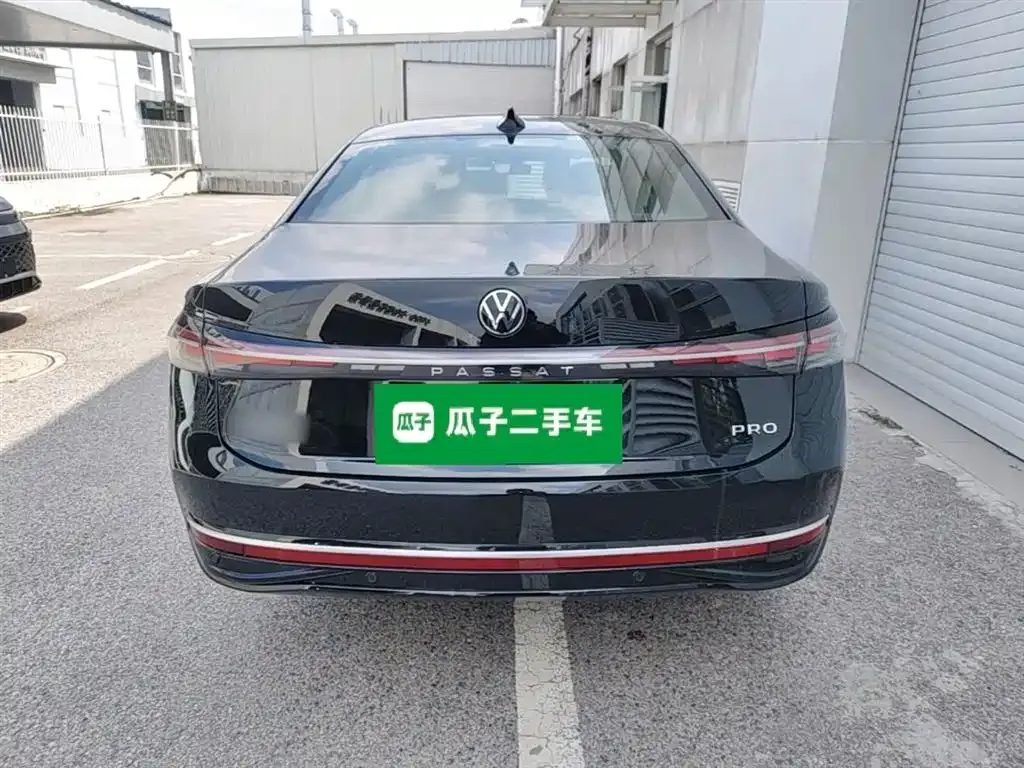 Volkswagen Passat — фото 9