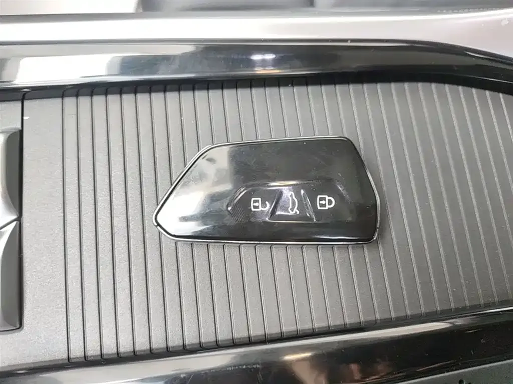 Volkswagen Passat — фото 6