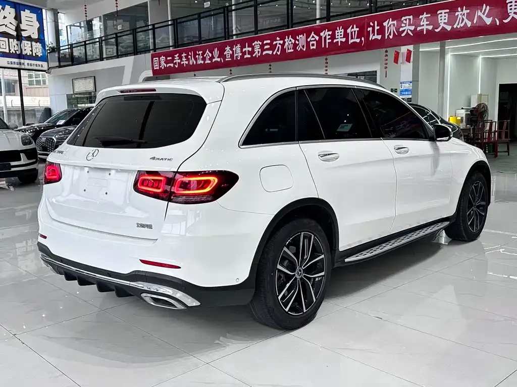 Mercedes-Benz GLC — фото 8