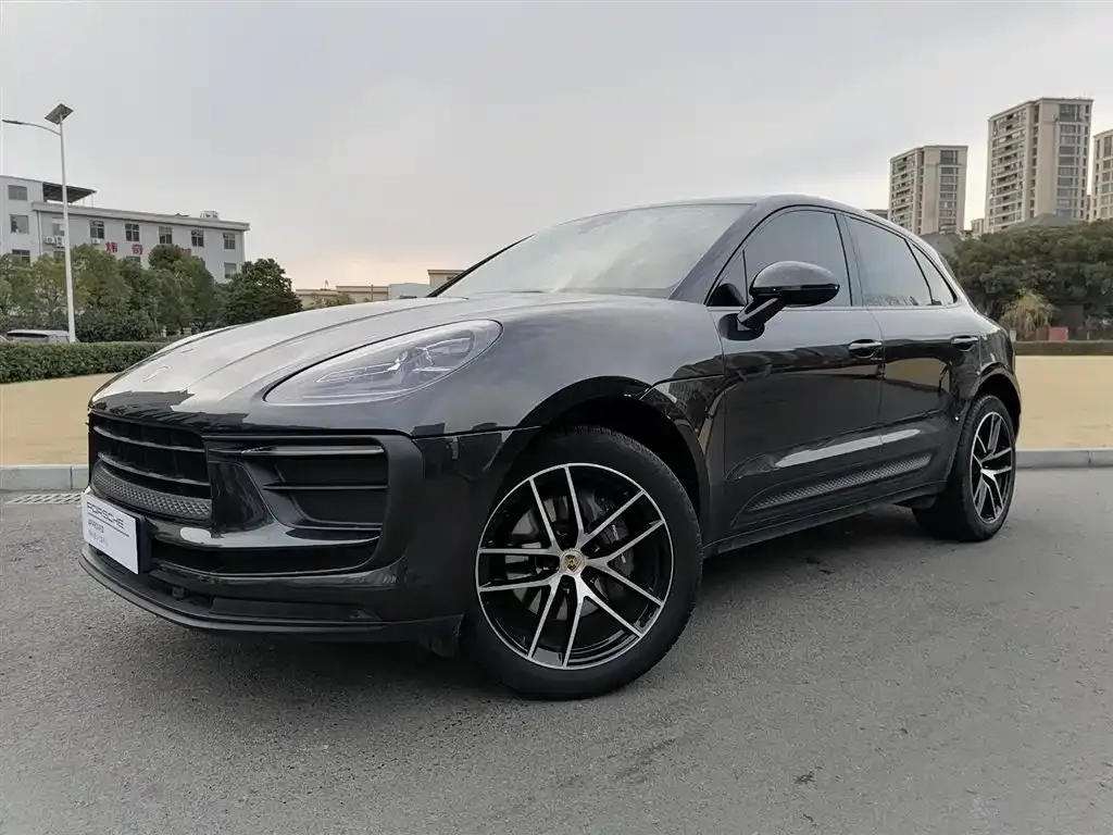 Porsche Macan — фото 1