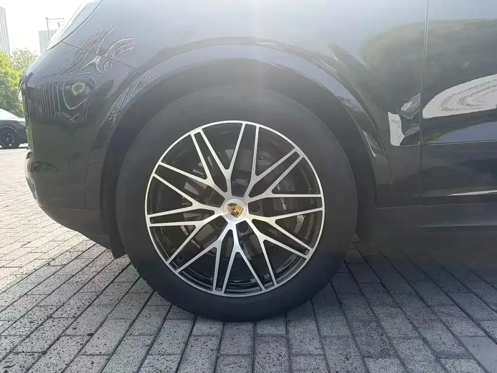 Porsche Cayenne 2025 из CN, фото 7