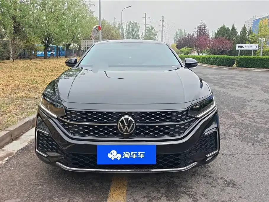 Volkswagen Passat — фото 6