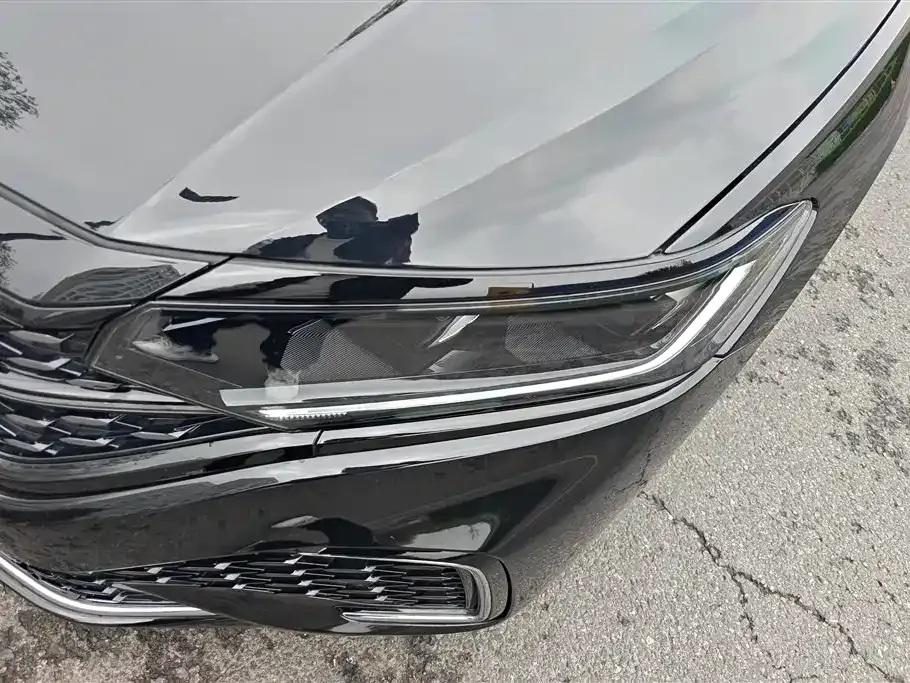 Volkswagen Passat — фото 8