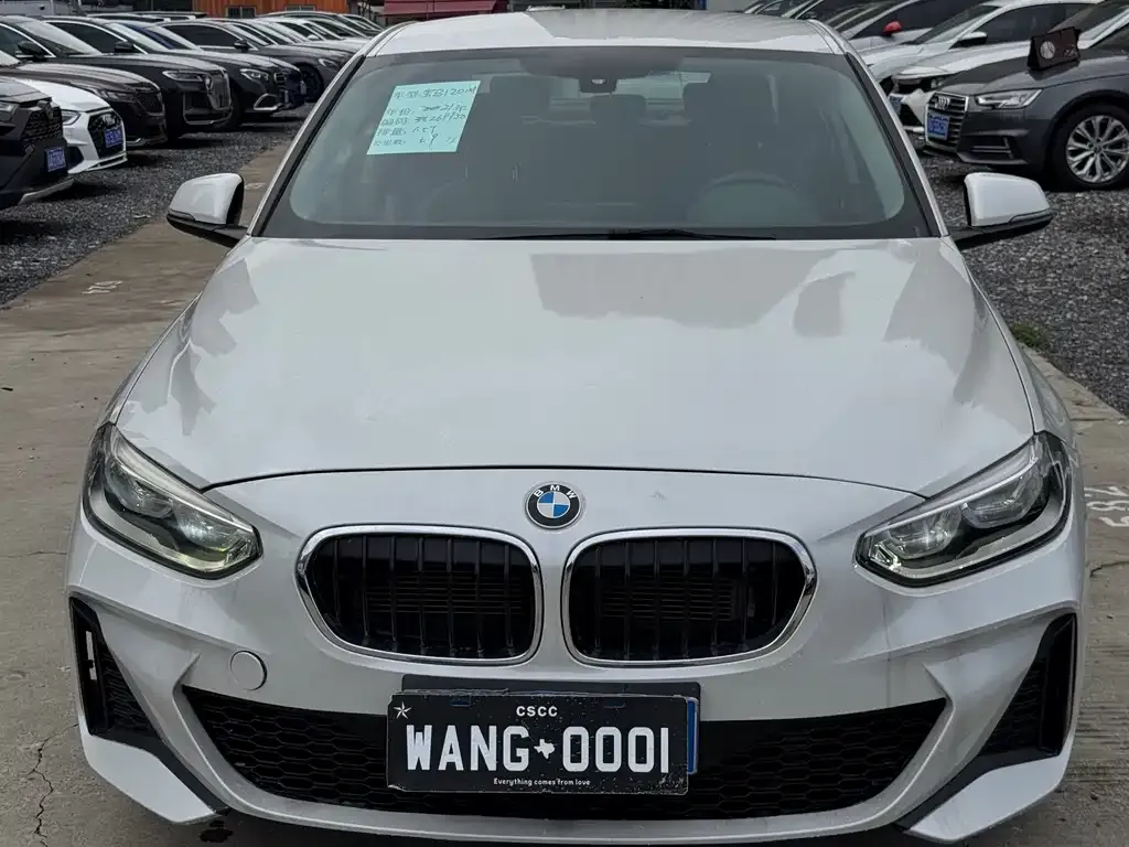 BMW 1 Series 2021 из CN, фото 2