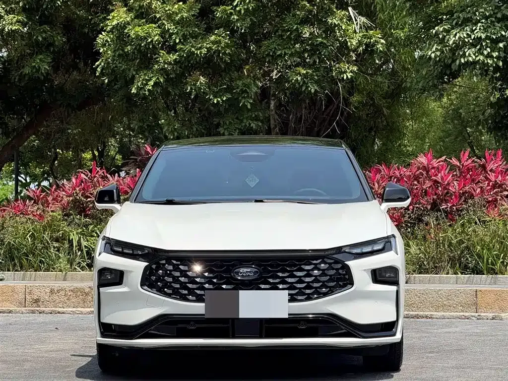 Ford Mondeo 2023 из CN, фото 9