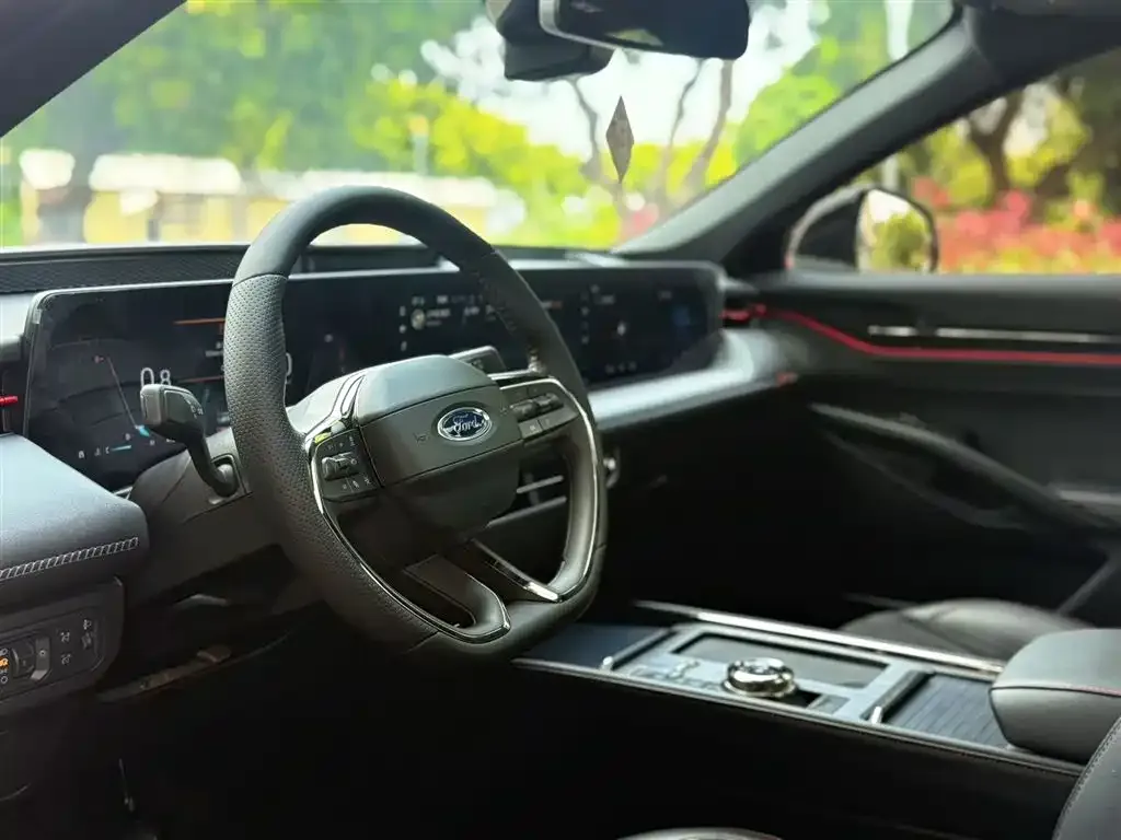 Ford Mondeo 2023 из CN, фото 6