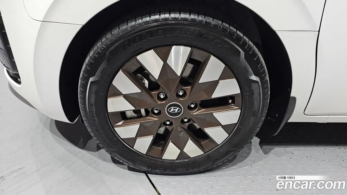 Hyundai Staria 2024 из KR, фото 4