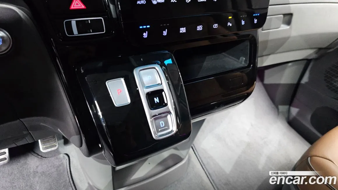 Hyundai Staria 2024 из KR, фото 5