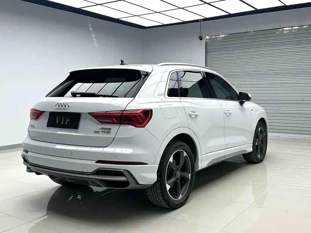 Audi Q3 — фото 3