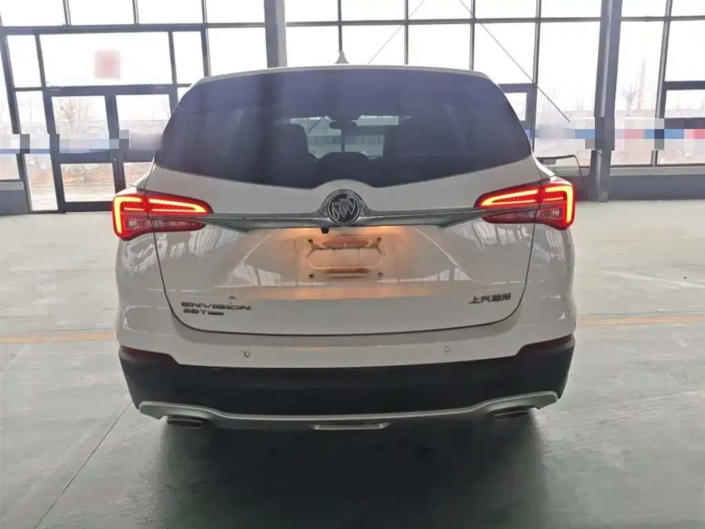 Buick Envision Plus — фото 8