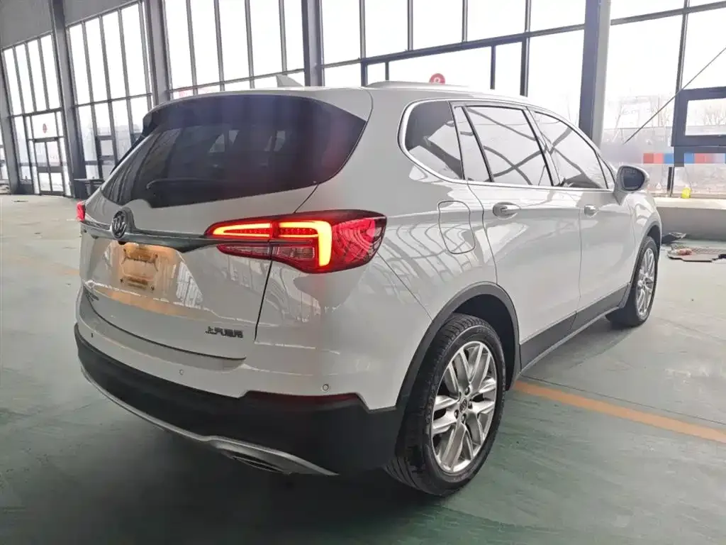 Buick Envision Plus — фото 2