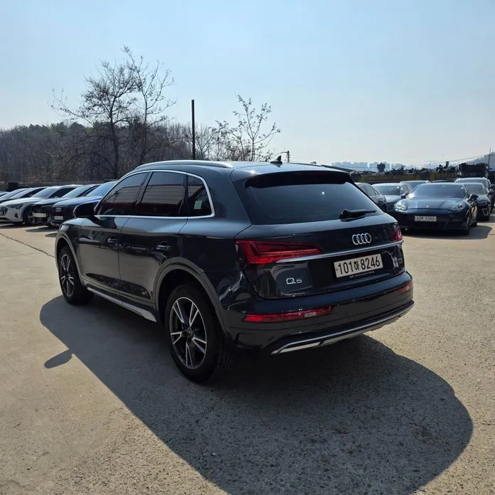 Audi Q5 2022 из KR, фото 3
