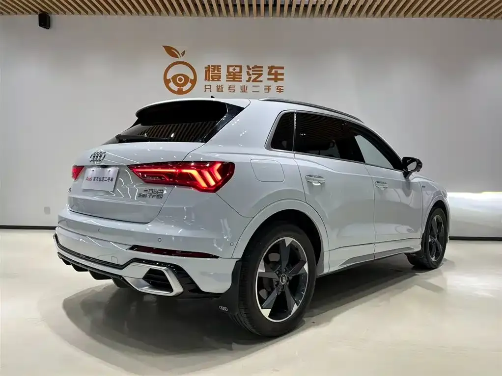 Audi Q3 — фото 5