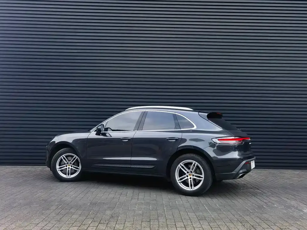 Porsche Macan — фото 7