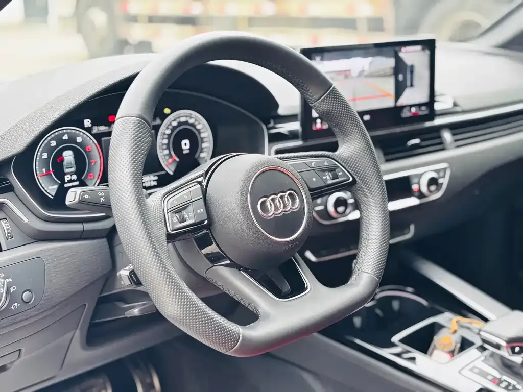 Audi A4L — фото 4