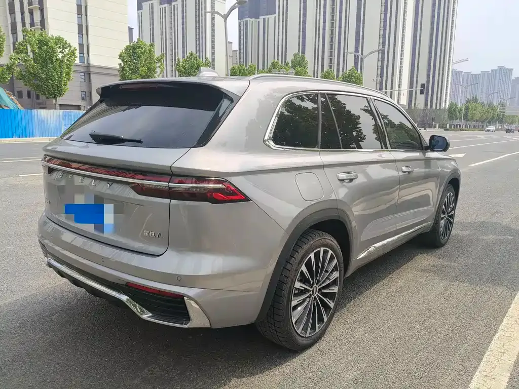 Geely Xingyue L — фото 9