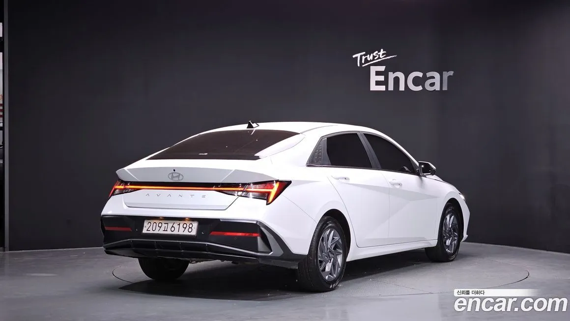 Hyundai AVANTE — фото 7
