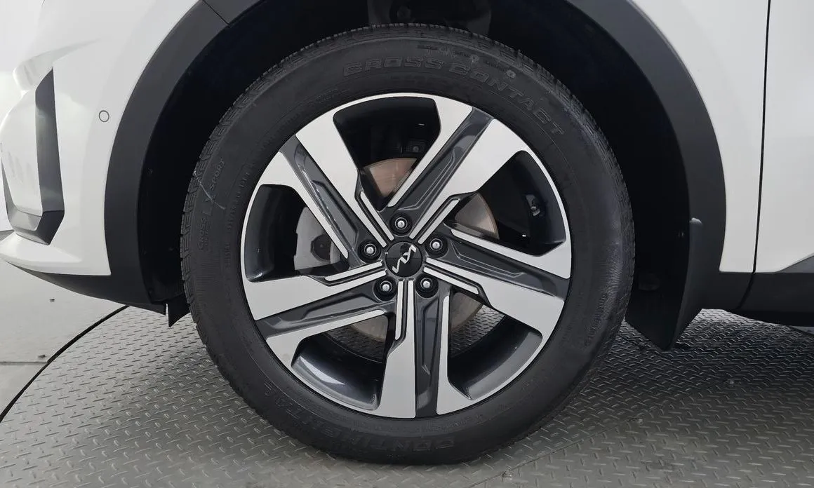 Kia Sorento — фото 7