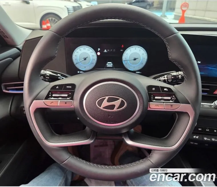 Hyundai AVANTE — фото 2