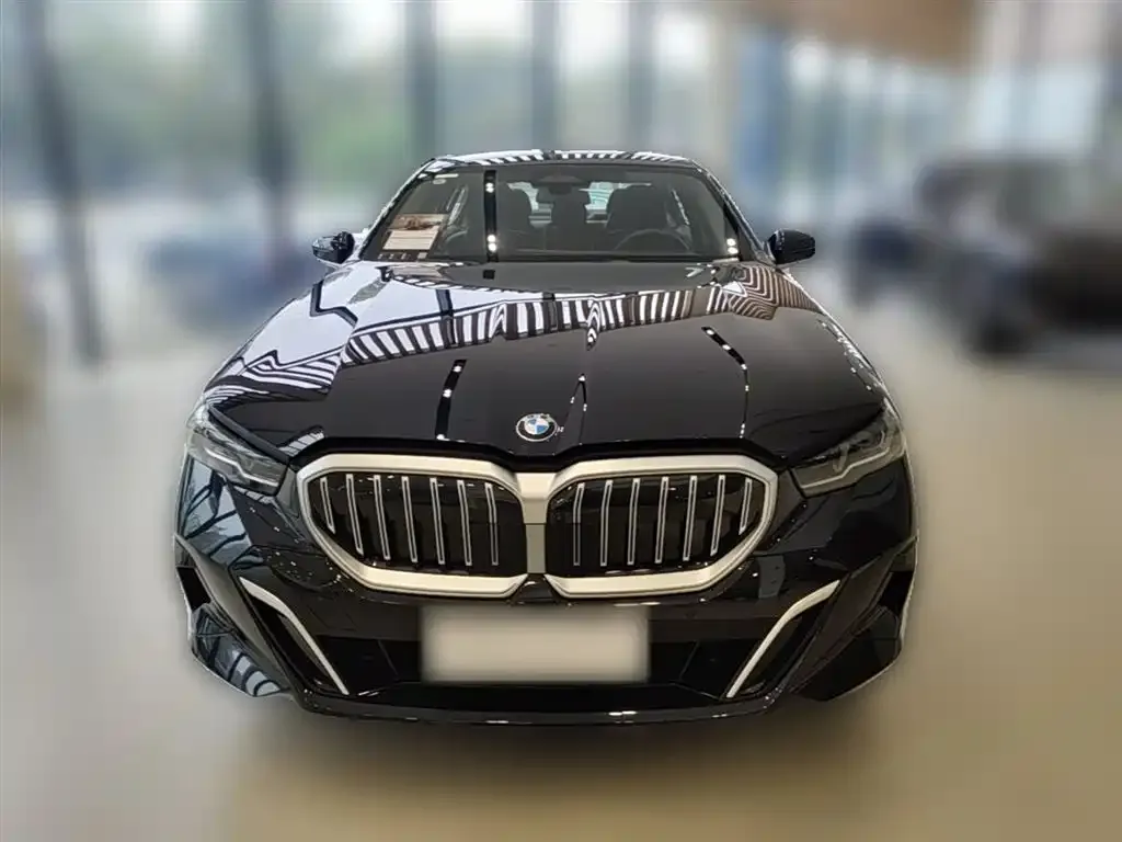BMW 5 Series — фото 5