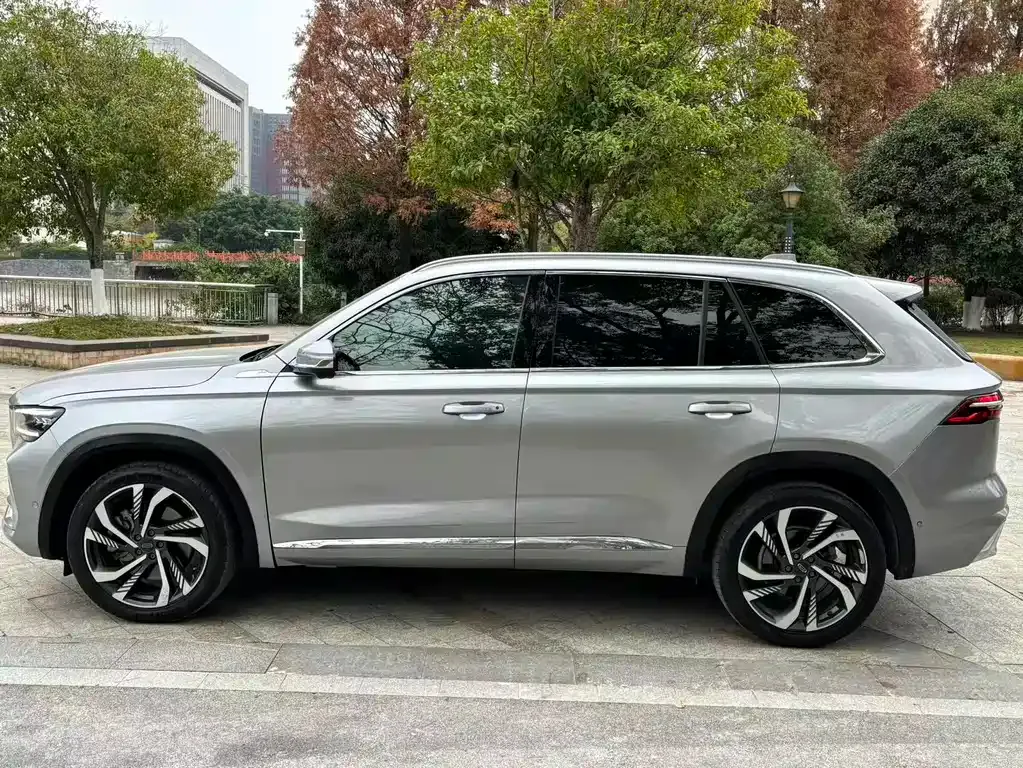 Geely Xingyue L — фото 10