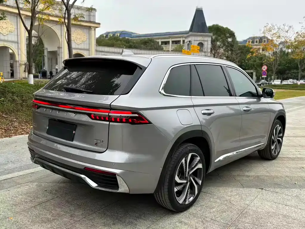 Geely Xingyue L — фото 7
