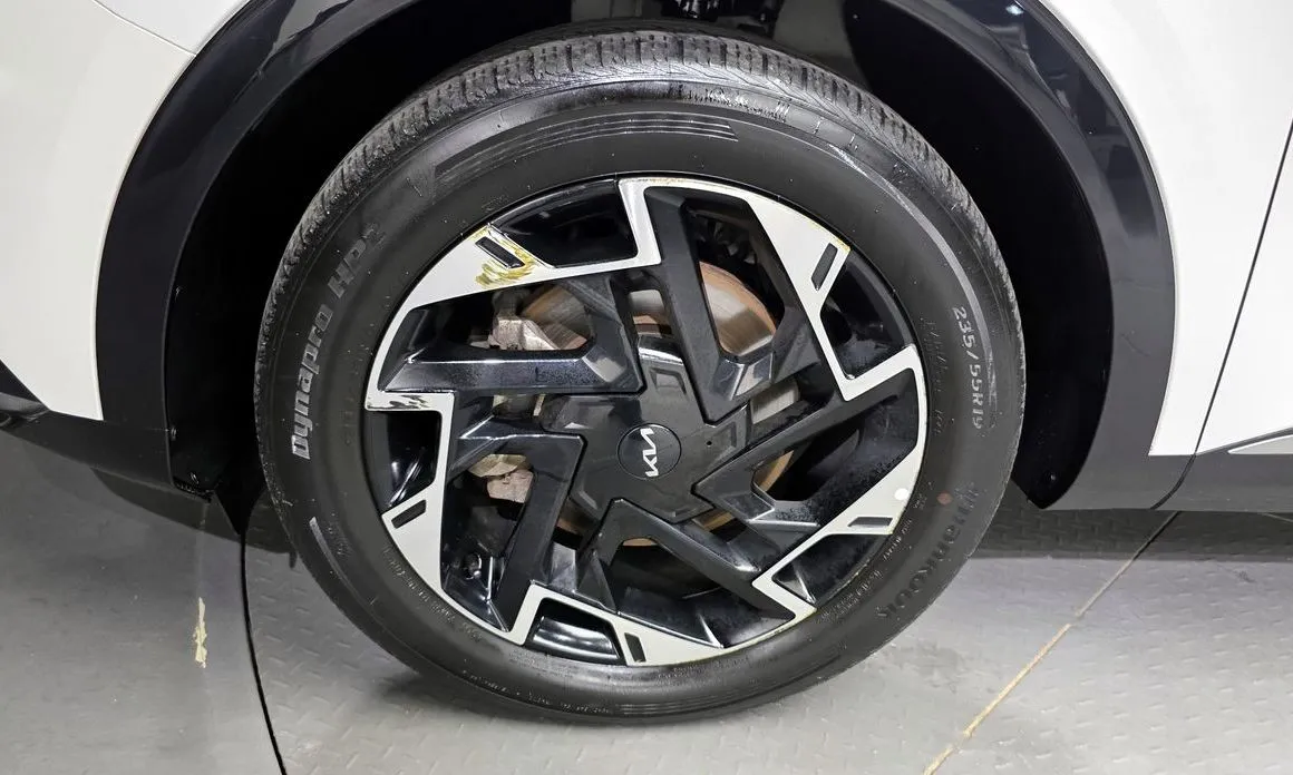 Kia Sportage — фото 10