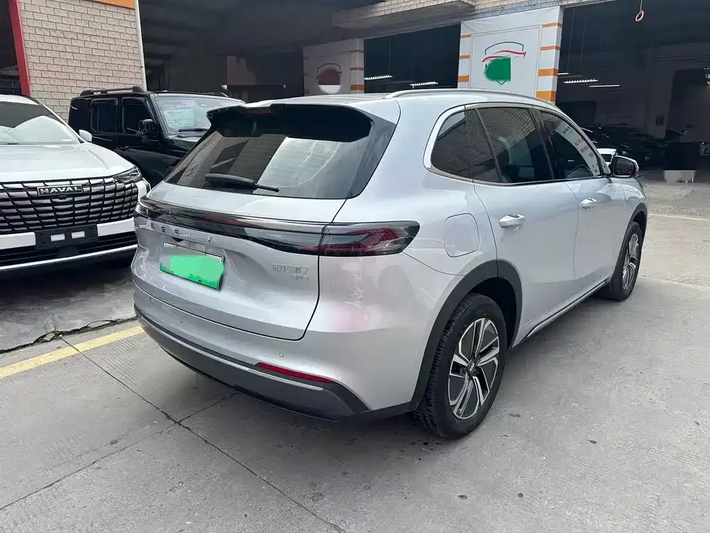 Geely Galaxy Xingjian 7 — фото 10
