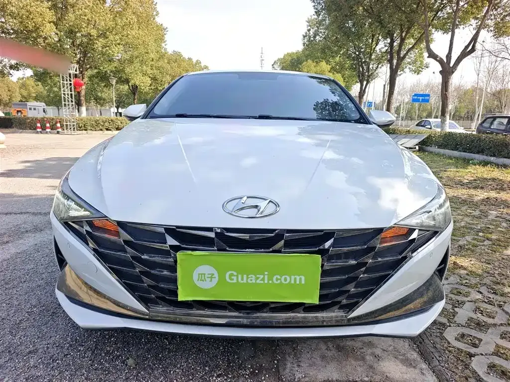 Hyundai Elantra 2023 из CN, фото 7