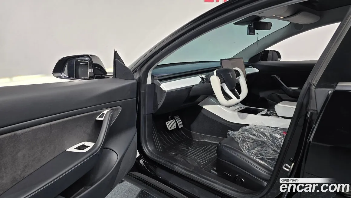 Tesla Model 3 2021 из KR, фото 9