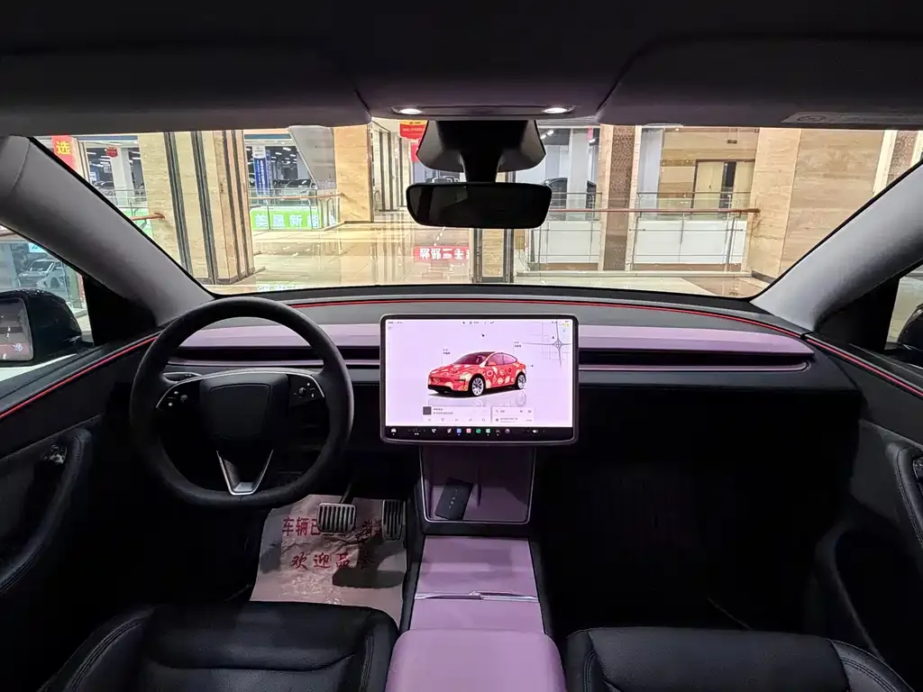 Tesla Model Y — фото 7