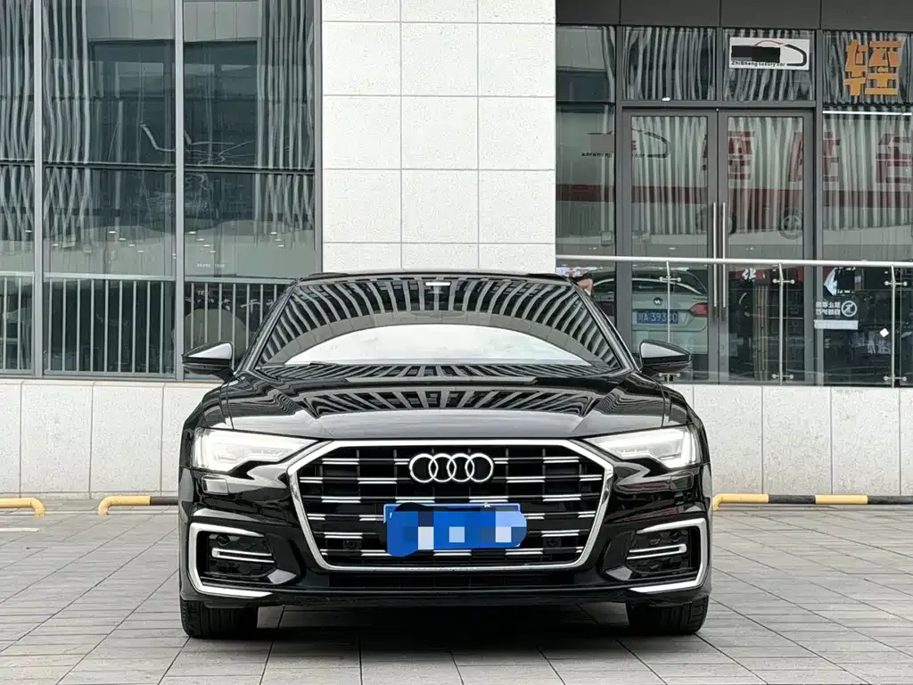 Audi A6L — фото 5