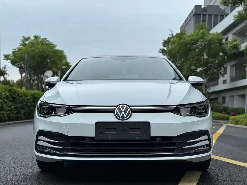 Volkswagen Golf — фото 5