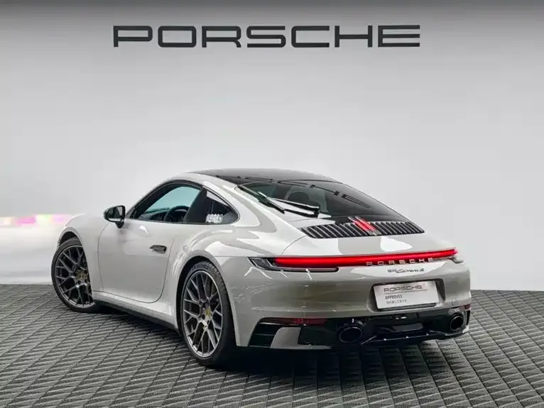 Porsche 911 — фото 6