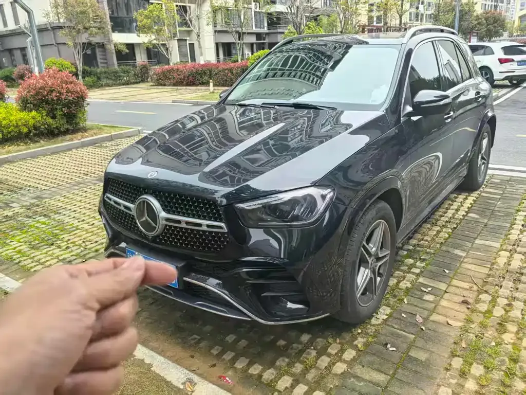 Mercedes-Benz GLE — фото 10
