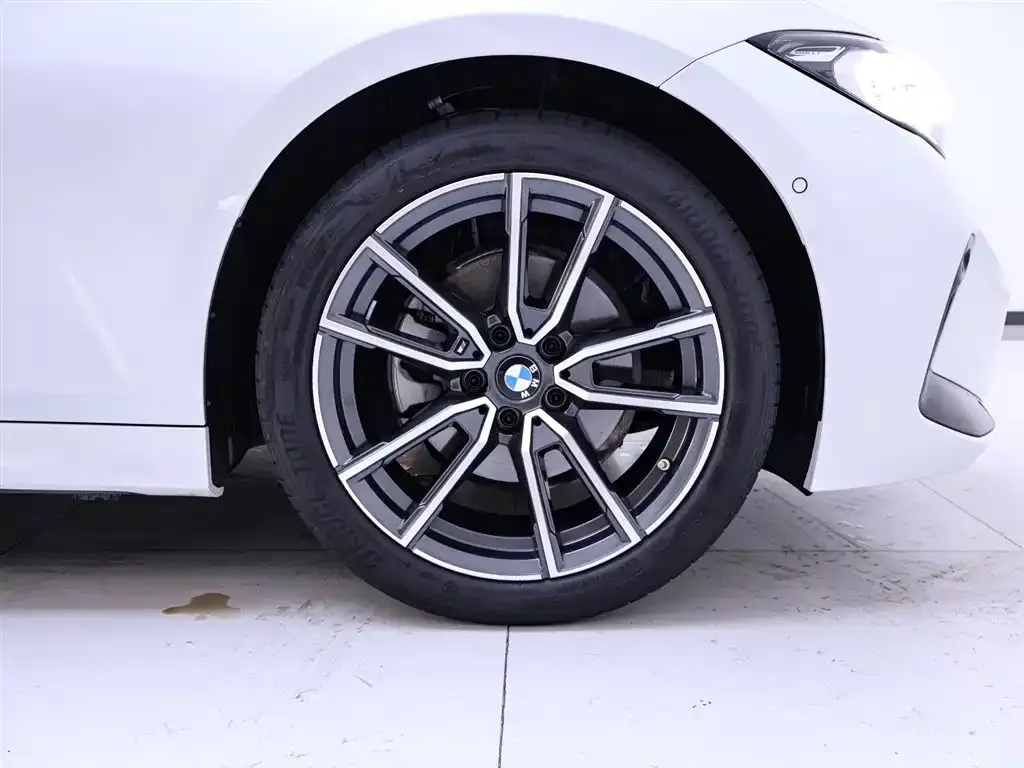 BMW 3 Series — фото 9