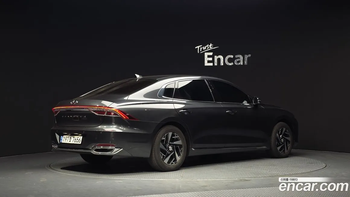 Hyundai Grandeur 2022 из KR, фото 2