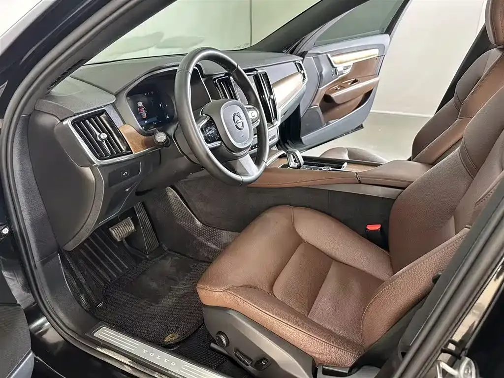 Volvo S90 — фото 2