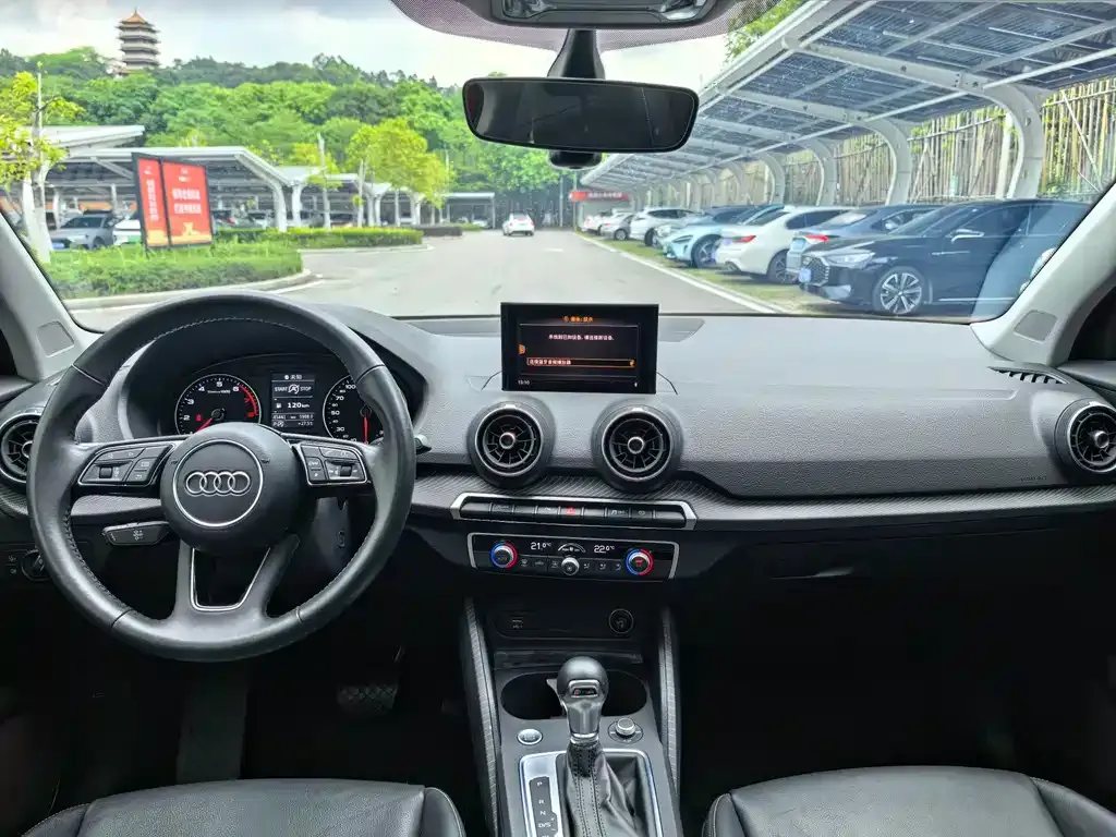 Audi Q2L 2021 из CN, фото 2