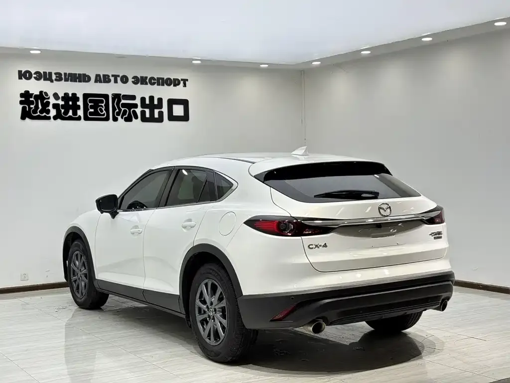 Mazda CX-4 — фото 8