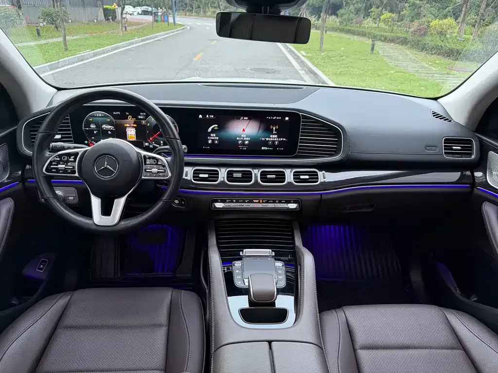 Mercedes-Benz GLE — фото 6