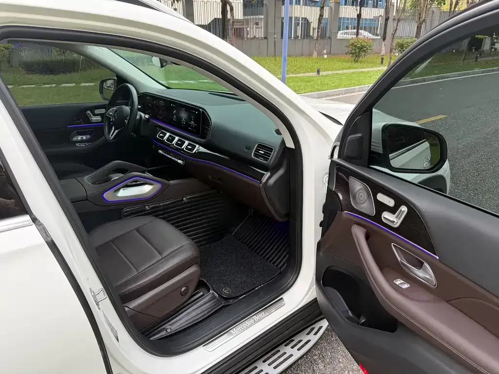 Mercedes-Benz GLE — фото 7